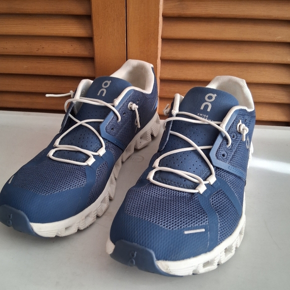 On Cloud 5 Denim / White Women's Running Shoe * Size: 9 - Picture 3 of 8